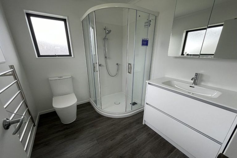 Photo of property in 77 Grenada Drive, Grenada Village, Wellington, 6037