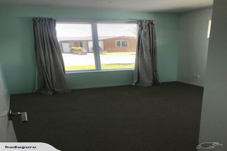 Photo of property in 17 Carpenter Drive, Prebbleton, 7604