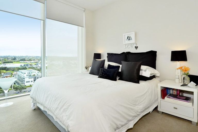Photo of property in Sentinel Apartments, 1105/3 Northcroft Street, Takapuna, Auckland, 0622