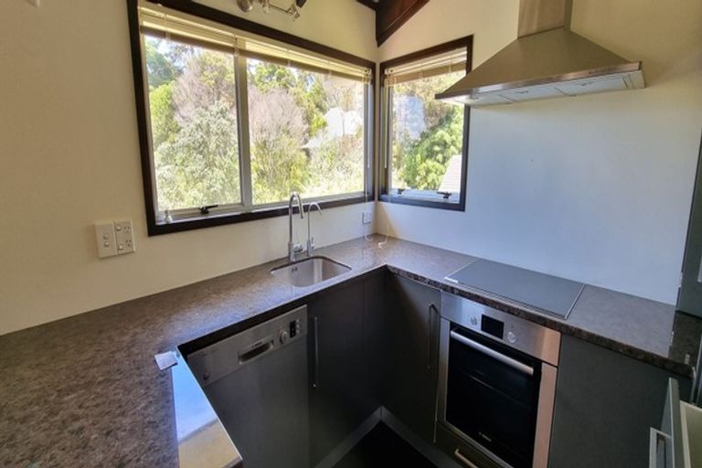 Photo of property in 9 Menear Lane, Hillcrest, Auckland, 0627