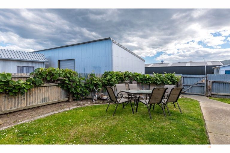 Photo of property in 49 Shearman Street, Waimate, 7924