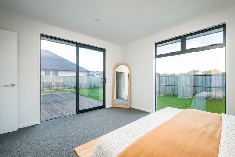 Photo of property in 32 Withers Crescent, Halswell, Christchurch, 8025