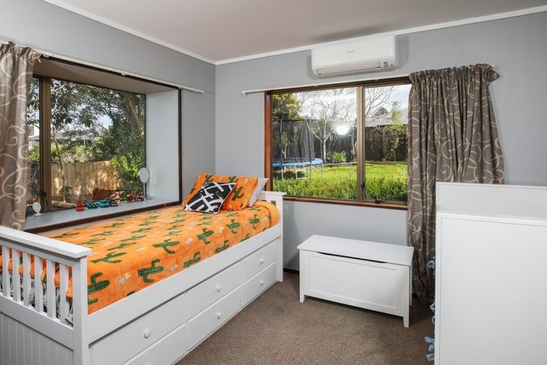 Photo of property in 2 Salmond Place, Dinsdale, Hamilton, 3204