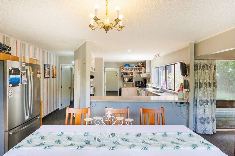 Photo of property in 22 Truscott Grove, Awapuni, Palmerston North, 4412