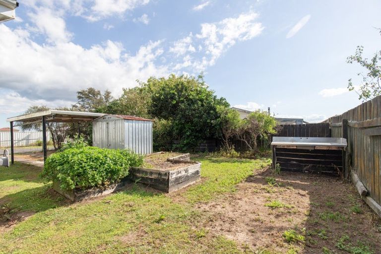 Photo of property in 14 Ponui Avenue, Kerepehi, Paeroa, 3671