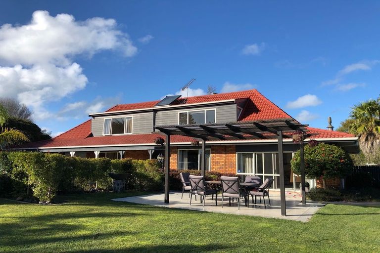 Photo of property in 33 Polo Prince Drive, Totara Park, Manurewa, 2576