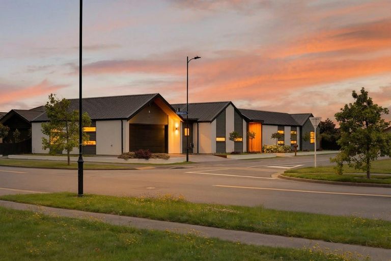 Photo of property in 1 Vahsel Bay, Wigram, Christchurch, 8025