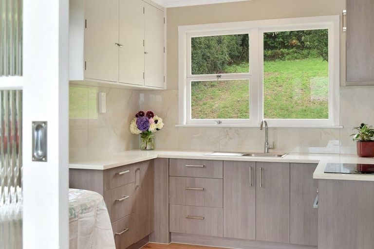 Photo of property in 84 Sutherland Road, Brookfield, Tauranga, 3110