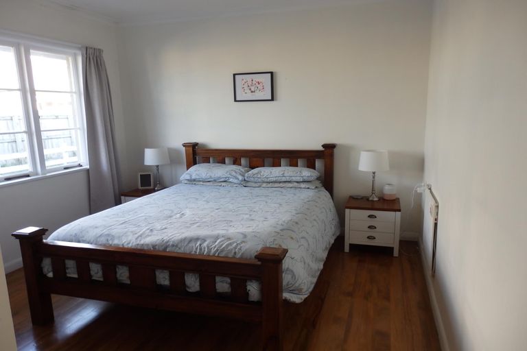 Photo of property in 17 Princes Street, Cambridge, 3434