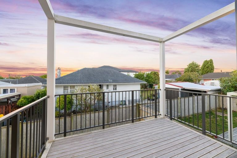 Photo of property in 5 Nephrite Lane, Henderson, Auckland, 0610