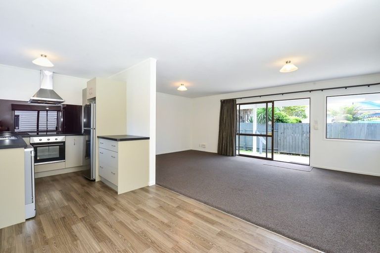 Photo of property in 4a Saint Lukes Place, Bader, Hamilton, 3206