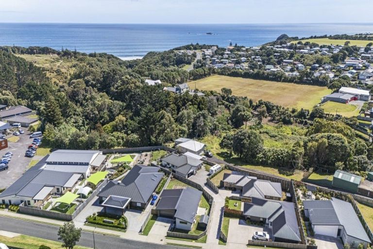 Photo of property in 12 Manakohi Street, Spotswood, New Plymouth, 4310