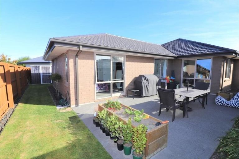 Photo of property in 35 Rossall Crescent, Rolleston, 7615