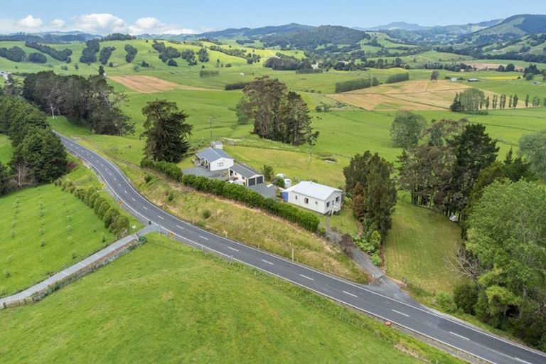 Photo of property in 158 Waiteitei Road, Wellsford, 0974