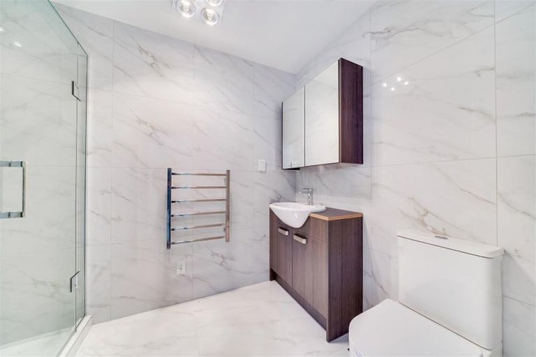 Photo of property in 6/2 Wood Street, Papakura, 2110