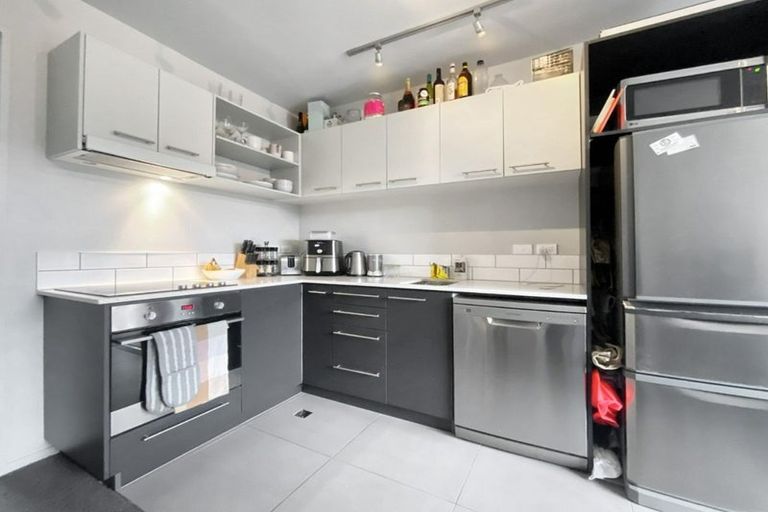 Photo of property in Detroit Apartments, 206/181 Tasman Street, Mount Cook, Wellington, 6021