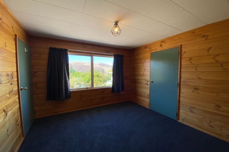 Photo of property in 15 Ritchie Lane, Bannockburn, Cromwell, 9384