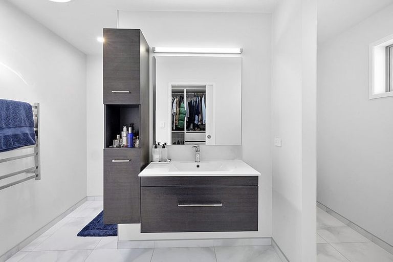 Photo of property in 7 Tupare Place, Highlands Park, New Plymouth, 4312