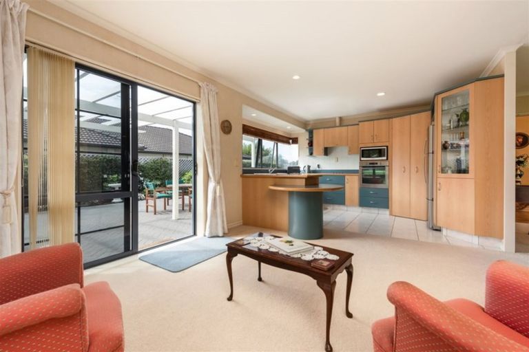 Photo of property in 1 Amberley Crescent, Bethlehem, Tauranga, 3110