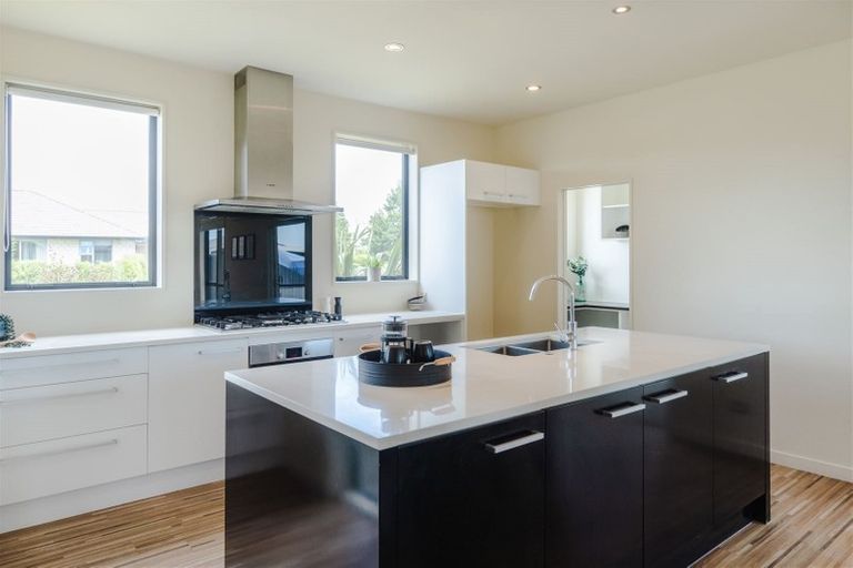 Photo of property in 2 Constance Place, Aidanfield, Christchurch, 8025