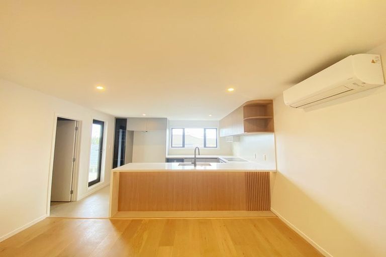 Photo of property in 3/46 View Road, Henderson, Auckland, 0612