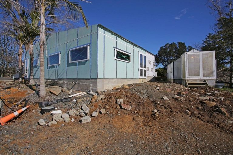 Photo of property in 59 Chamberlain Road, Bombay, 2675