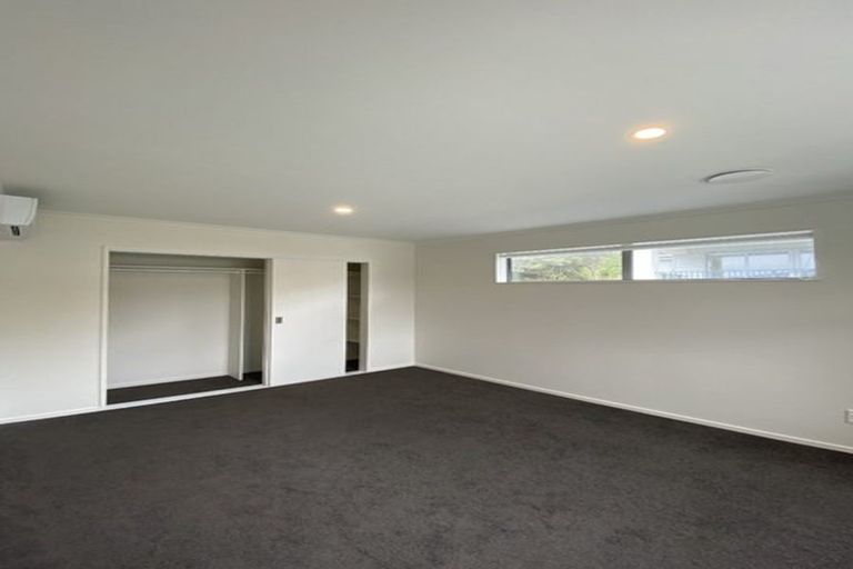 Photo of property in 9 Okataina Way, Aotea, Porirua, 5024