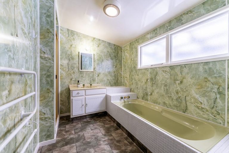 Photo of property in 42 Campbell Street, Geraldine, 7930