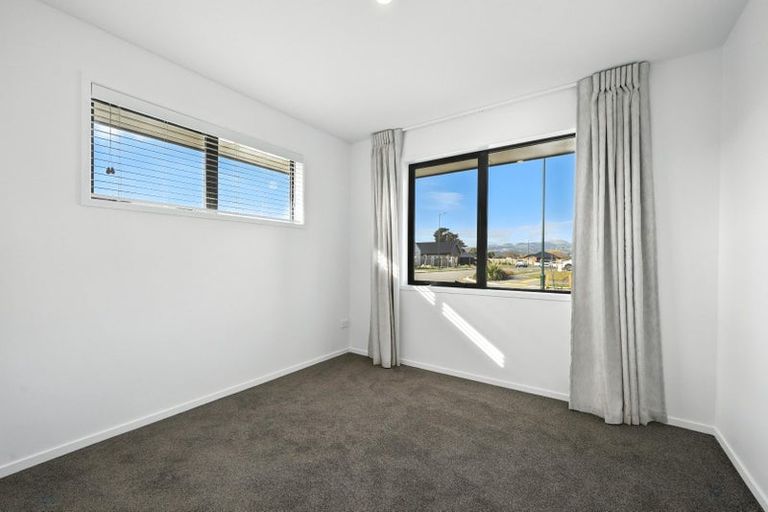 Photo of property in 11 Toetoe Street, Halswell, 8025