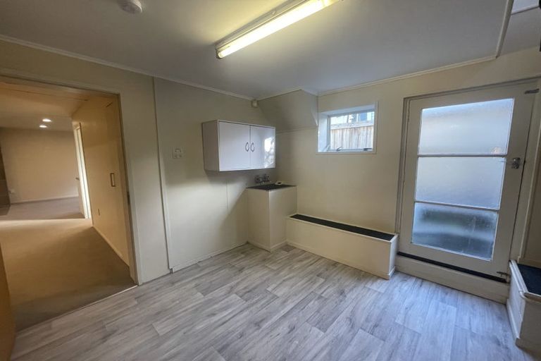 Photo of property in 9 Quibray Place, Botany Downs, Auckland, 2010