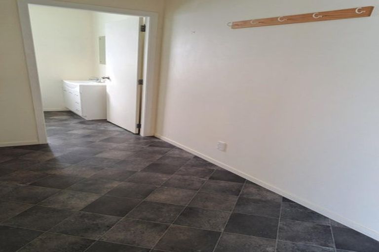 Photo of property in 42 Plunket Avenue, Petone, Lower Hutt, 5012