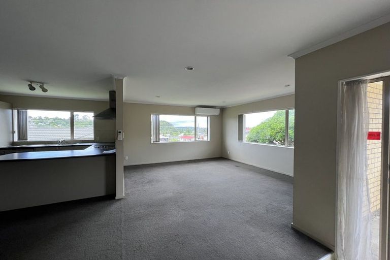 Photo of property in 3 Exotic Place, Massey, Auckland, 0614
