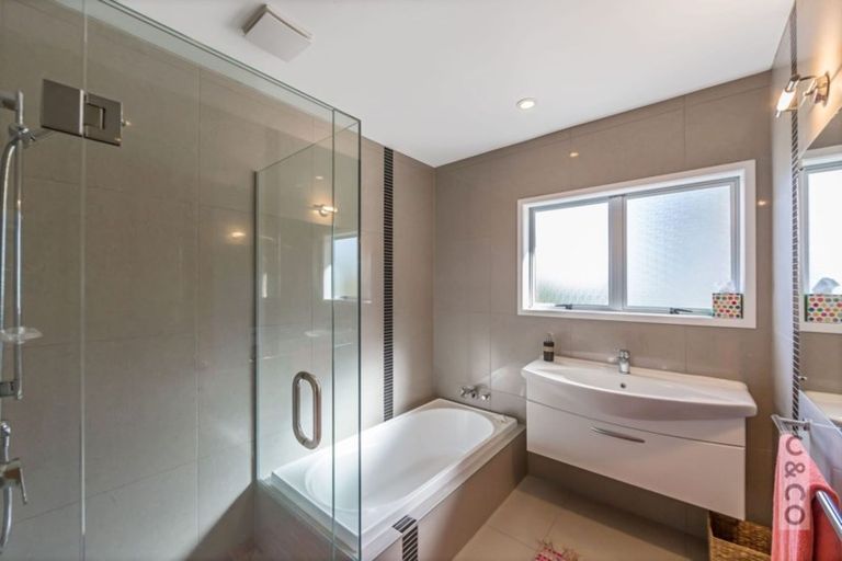 Photo of property in 584 Ridge Road, Riverhead, Albany, 0793