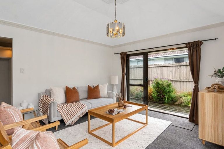 Photo of property in 2/213 Colombo Street, Sydenham, Christchurch, 8023