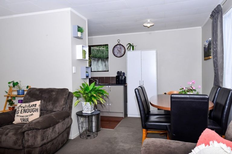 Photo of property in 16a Tupelo Street, Pukete, Hamilton, 3200