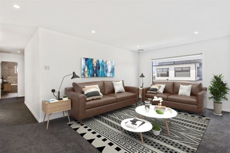 Photo of property in 65 Milano Boulevard, Karaka, Papakura, 2113