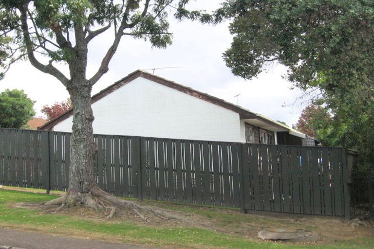 Photo of property in 85d Stottholm Road, Titirangi, Auckland, 0604