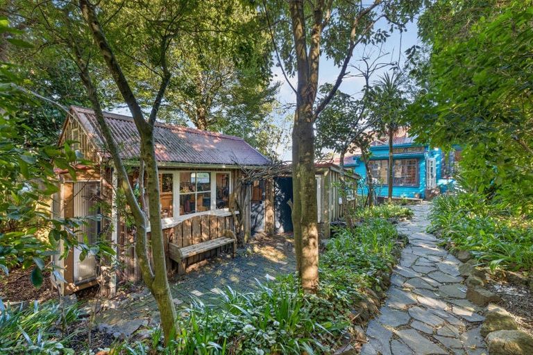 Photo of property in 38 Voelas Road, Lyttelton, 8082