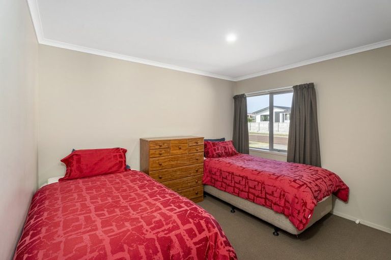 Photo of property in 18 Oceanair Drive, Pauanui, Hikuai, 3579