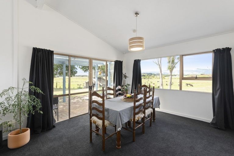 Photo of property in 9 O'rourke Place, Otaki Beach, Otaki, 5512