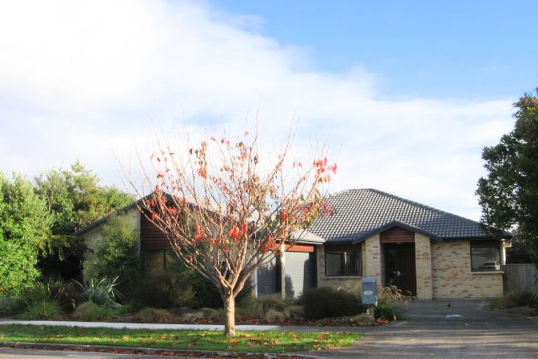 Photo of property in 105 Belvedere Avenue, Waikanae, 5036