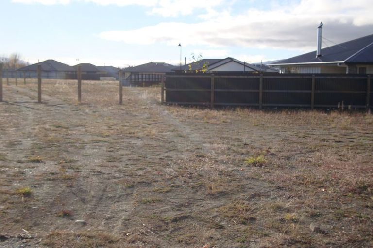 Photo of property in 15 Lakeland Avenue, Twizel, 7901