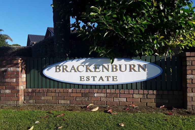 Photo of property in 9 Brackenburn Drive, Ohauiti, Tauranga, 3112