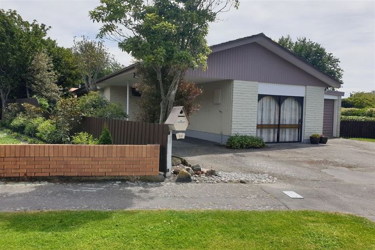 Photo of property in 10 Glamis Place, Cashmere, Christchurch, 8022