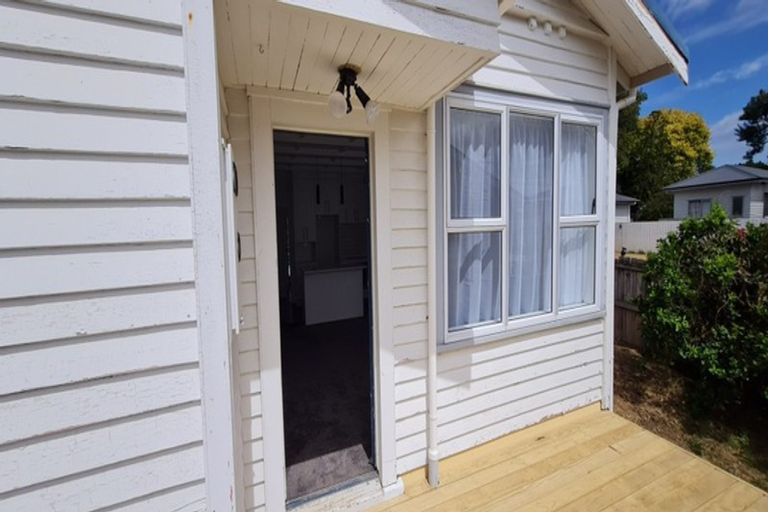 Photo of property in 2/129 Tui Road, Papatoetoe, Auckland, 2025