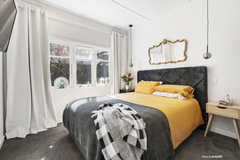 Photo of property in 86 Happy Valley Road, Owhiro Bay, Wellington, 6023