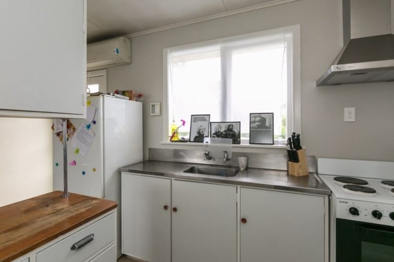 Photo of property in 805 Lawrence Street, Akina, Hastings, 4122