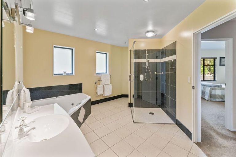 Photo of property in 165 Totara View Road, Wakefield, 7095