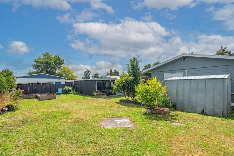 Photo of property in 14 Bendigo Street, Cloverlea, Palmerston North, 4412