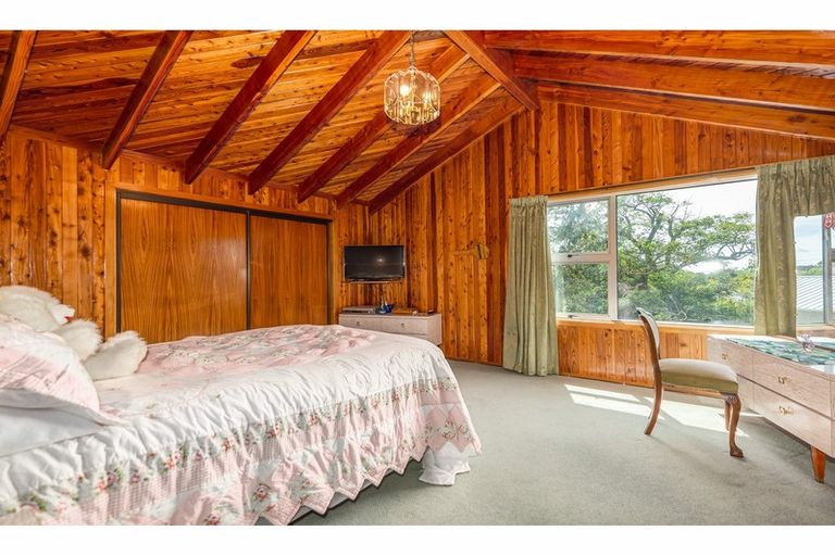 Photo of property in 58 Royal Park Drive, Parklands, Christchurch, 8083